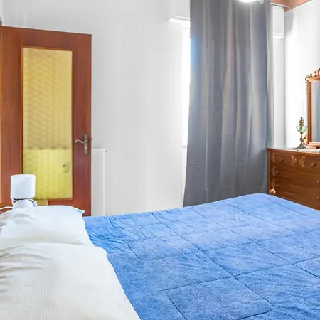 Host4u - Luminoso E Comodo A Piedi Dal Centro E Stazione Di Imperia, Parcheggio Condominiale - Foeste Imperia