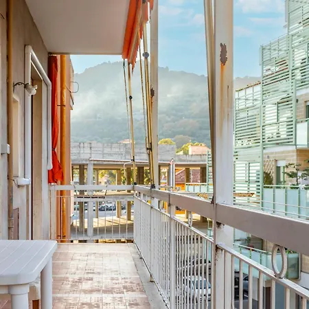 דירה Beautiful 'foeste' - With Parking - By Host4u *